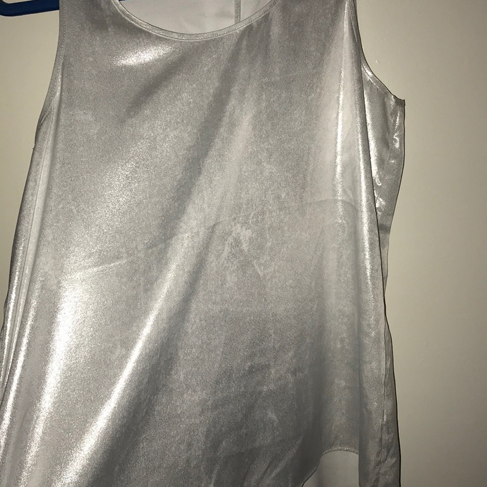 Express Tank Top - Picture 2 of 4